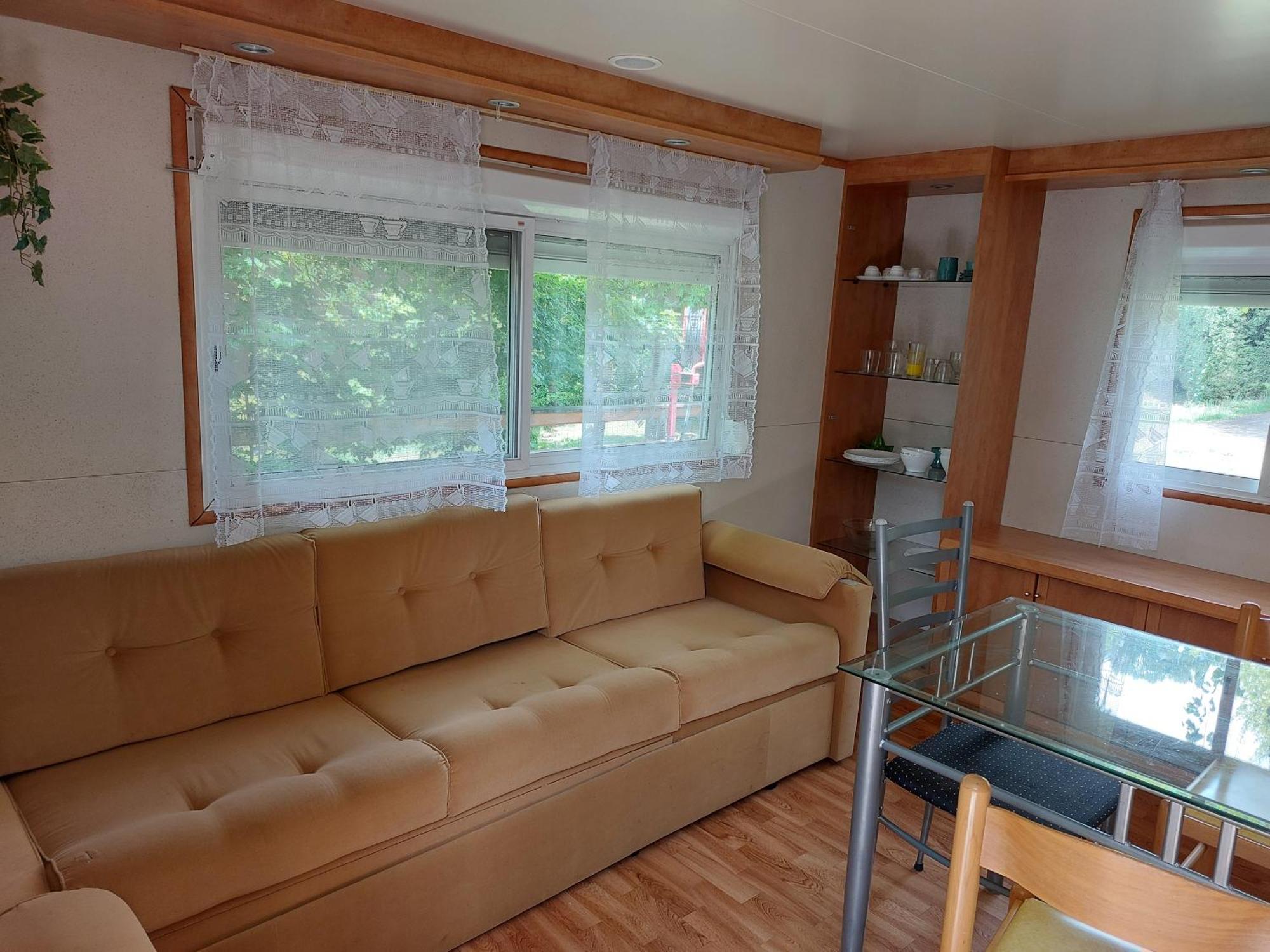 Camping L'Enclave Mobil-Home Estavar ภายนอก รูปภาพ