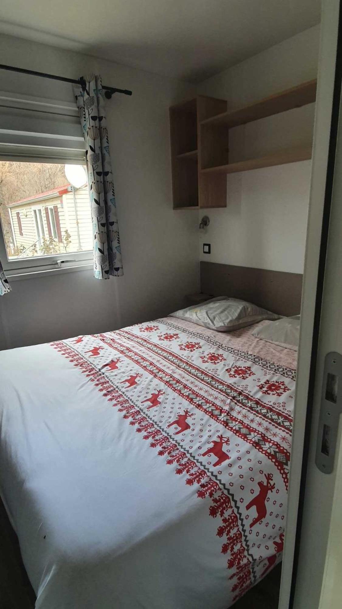 Camping L'Enclave Mobil-Home Estavar ภายนอก รูปภาพ