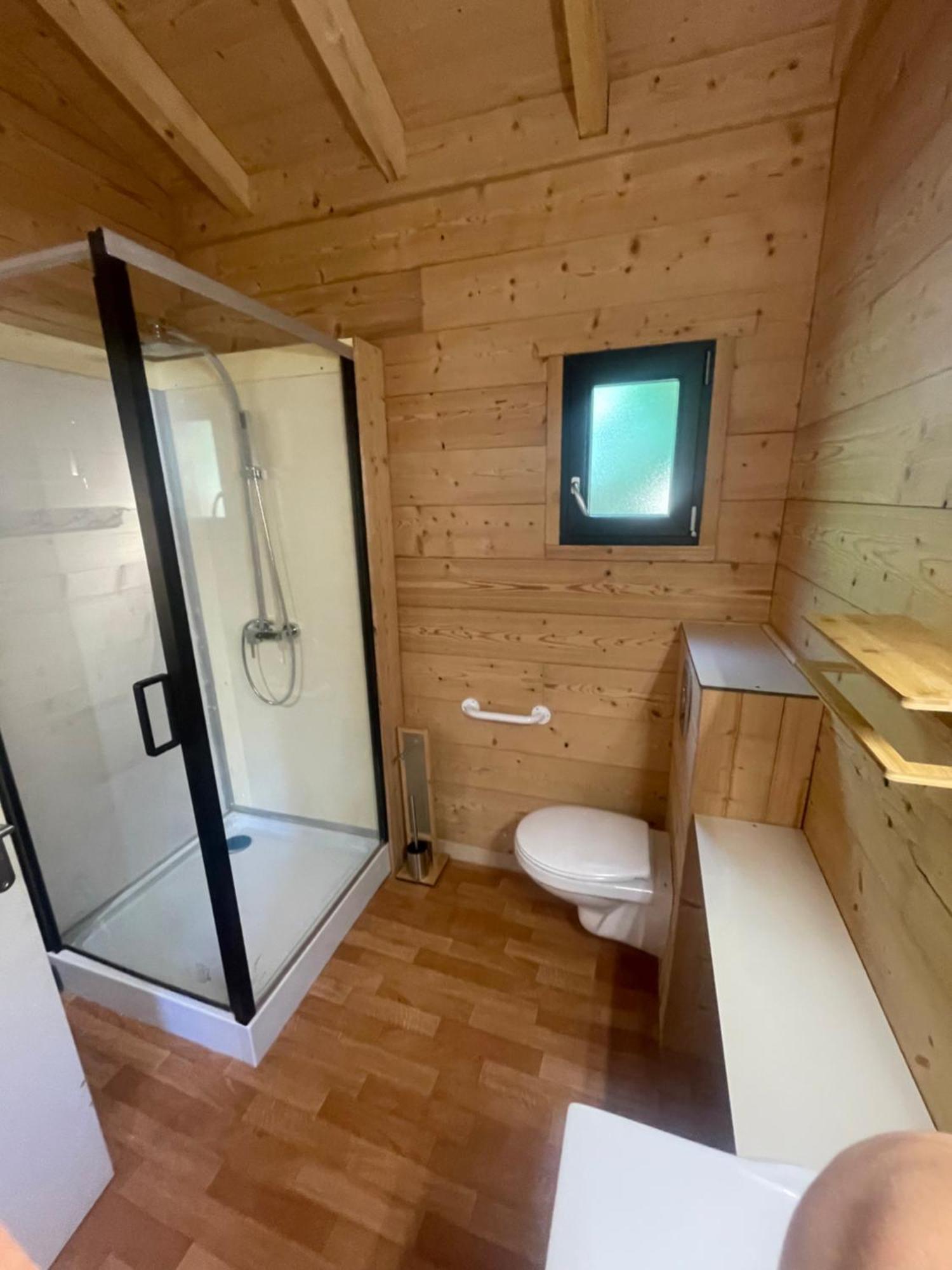 Camping L'Enclave Mobil-Home Estavar ภายนอก รูปภาพ
