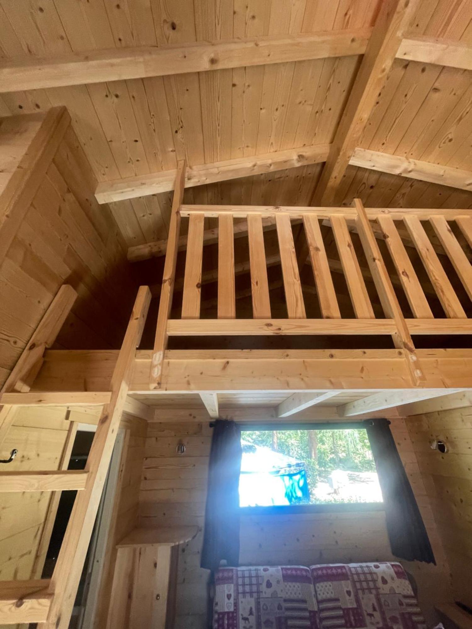 Camping L'Enclave Mobil-Home Estavar ภายนอก รูปภาพ
