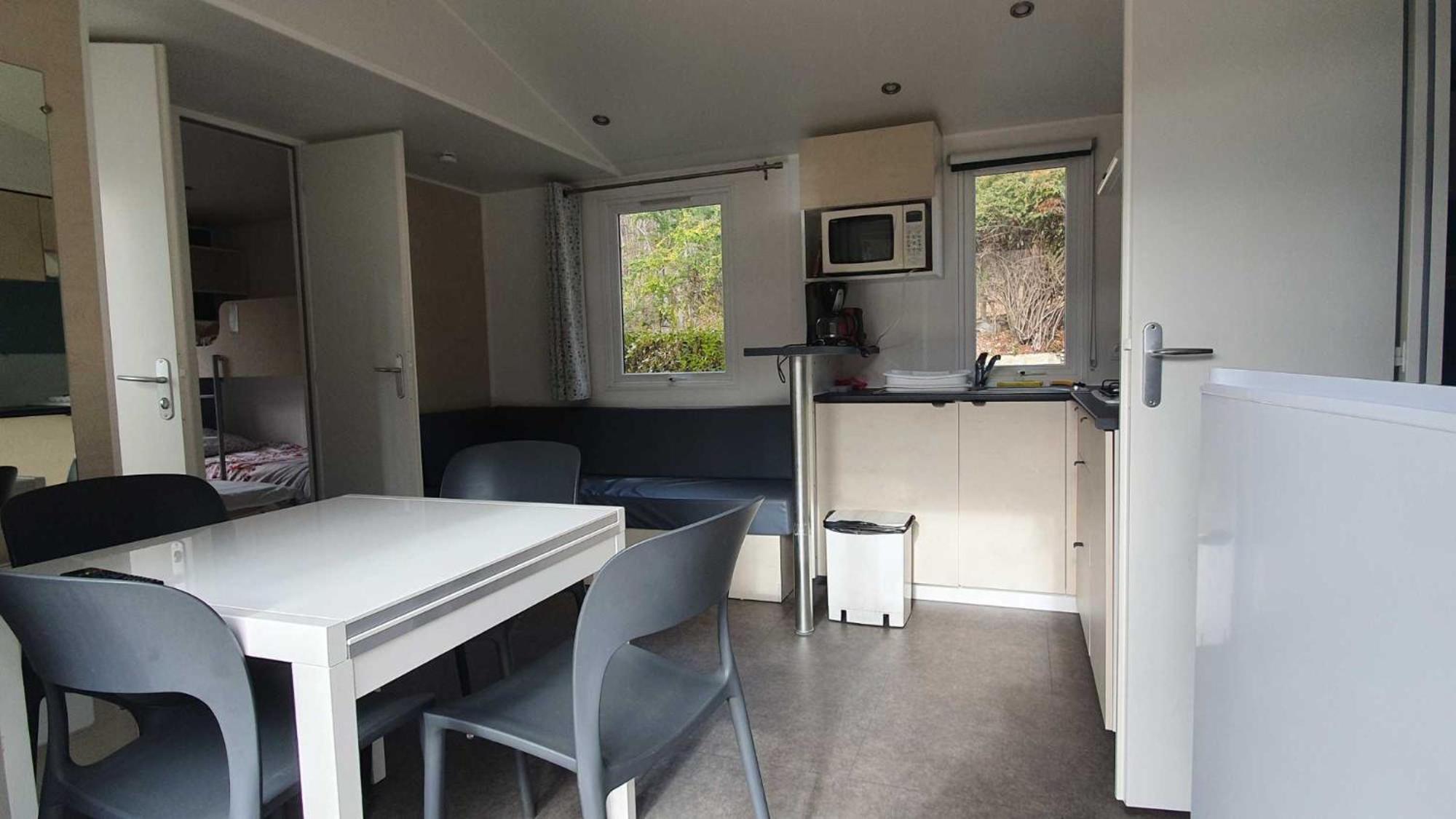 Camping L'Enclave Mobil-Home Estavar ภายนอก รูปภาพ