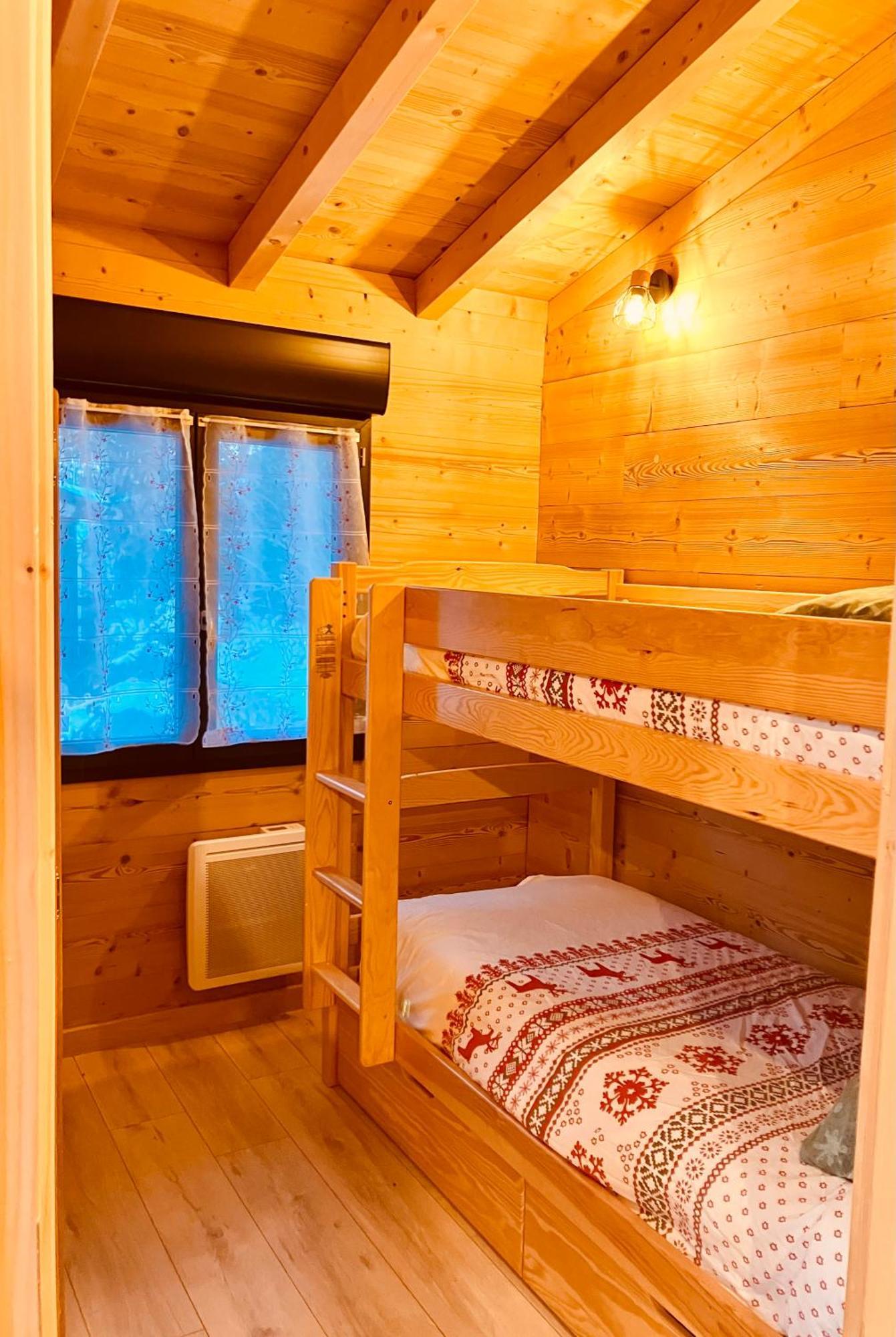 Camping L'Enclave Mobil-Home Estavar ภายนอก รูปภาพ